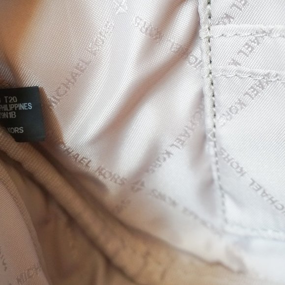 Michael Kors Kenly Small Waist Fanny Pack Crossbody Belt Bag MK Navy Admiral - Picture 7 of 10